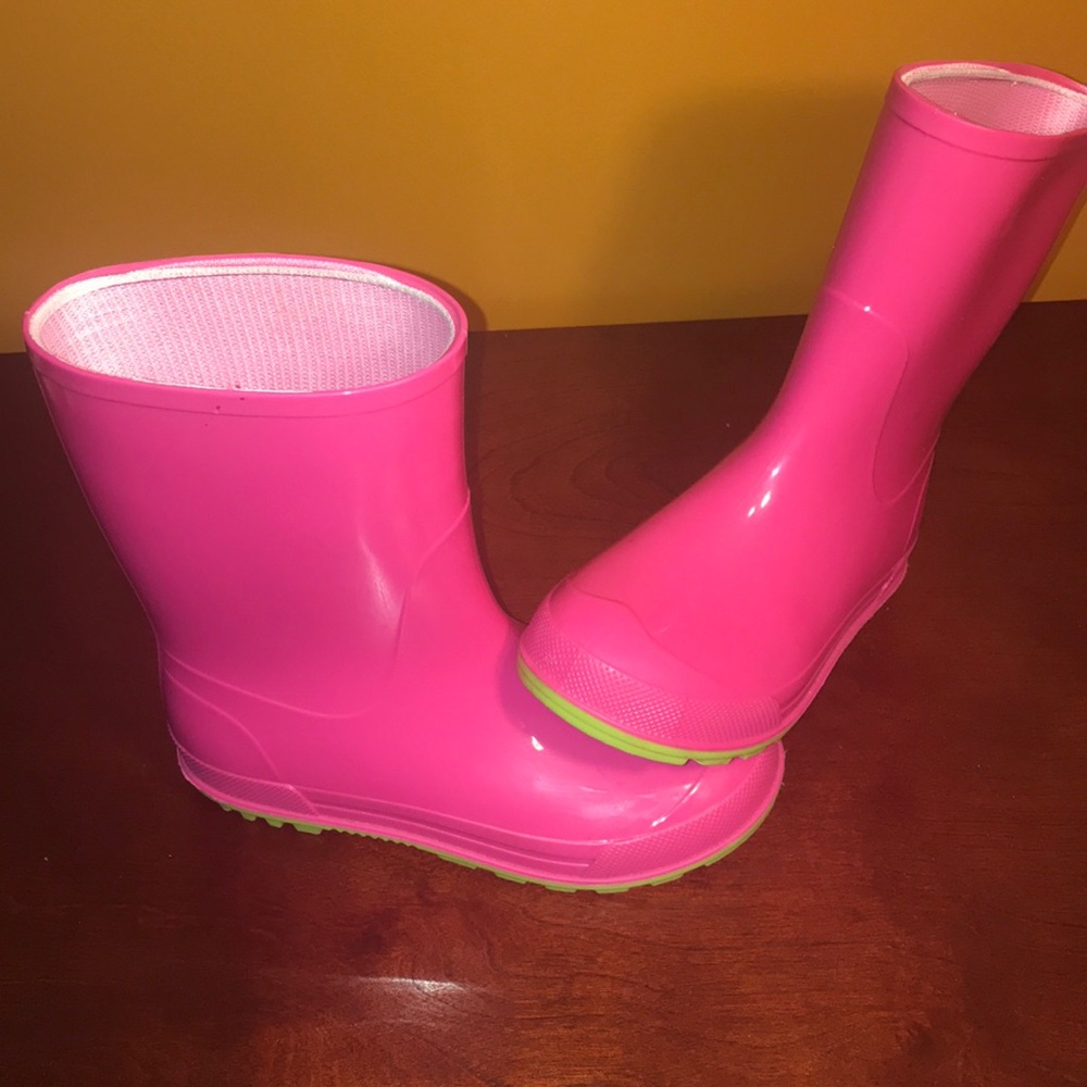 Rain boots